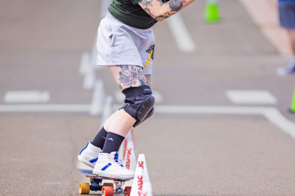 Sarah Byrd-Compton charging the Luna Slalom Jam 2024 tight slalom course. Photo taken by Tate Nations.